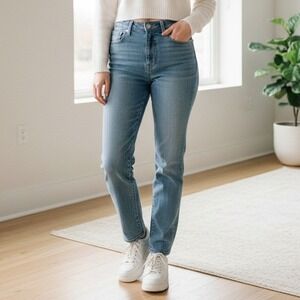 7 For All Mankind Josefina Skinny Boyfriend Jeans - Size 28